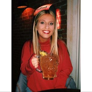 Meet your Posher, Brooke